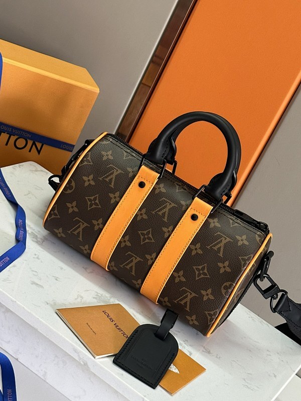 Dragons Bags ln Luxury Bag --70349