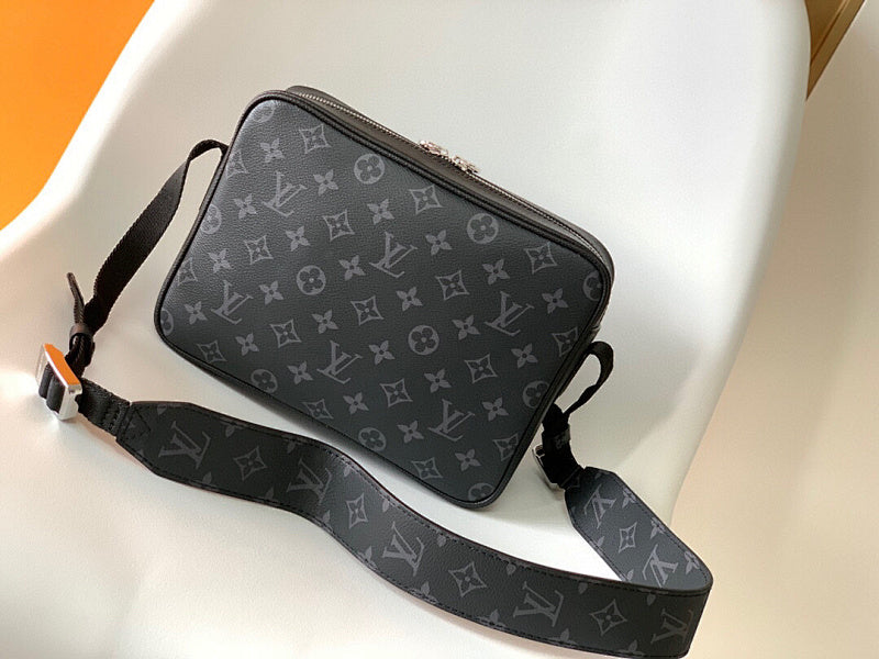 Dragons Bags ln Luxury Bag --71314