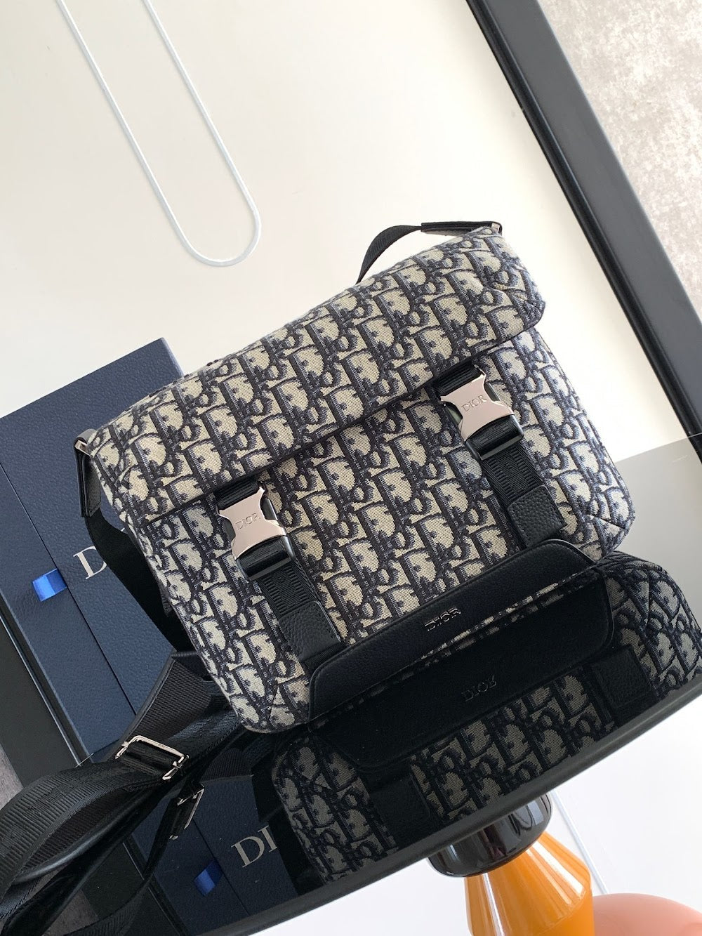 Dragons BagsDiorn Luxury Bag --115180