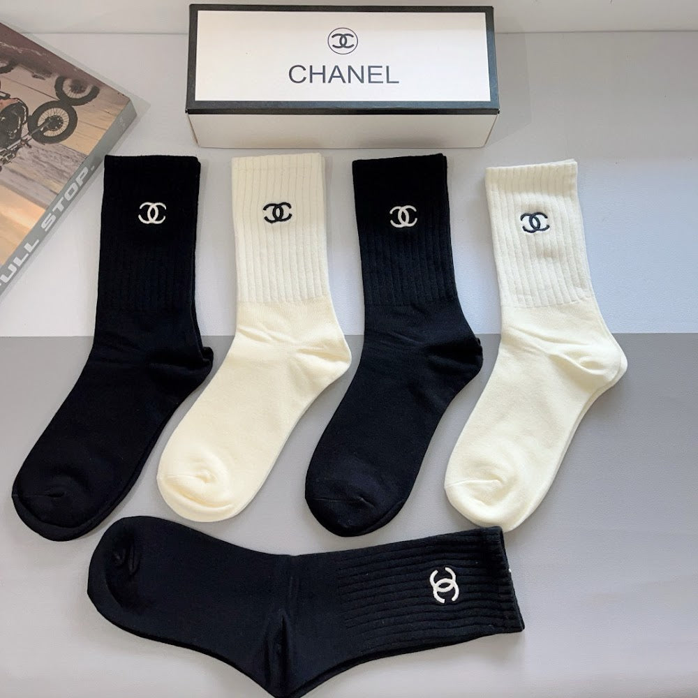 Dragons Bags Premium Luxury Socks --98211