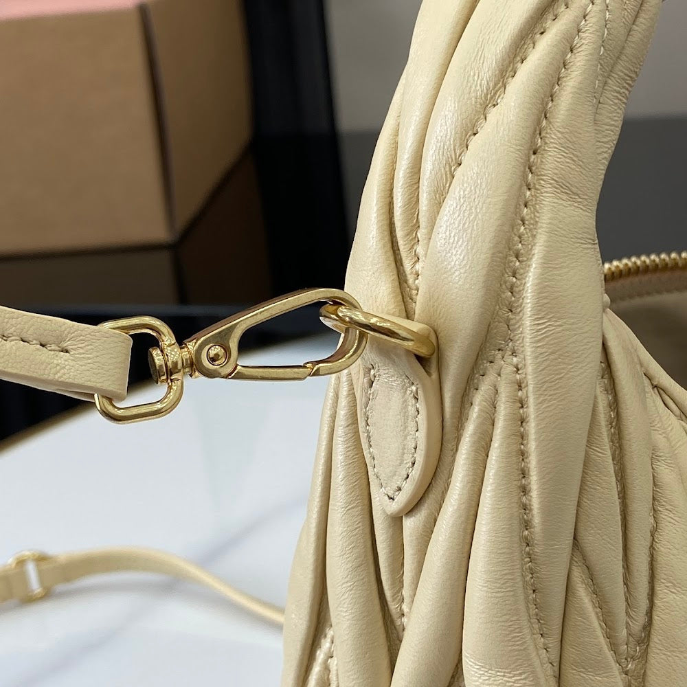 Dragons Bags Miun Miun Luxury Bag --122159
