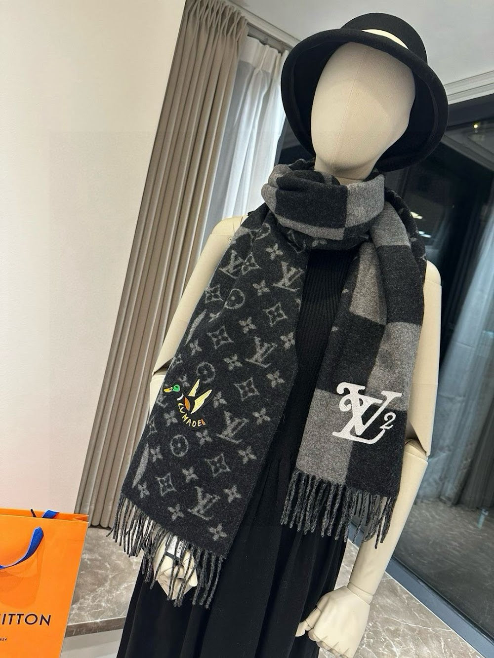 Dragons Bags Premium Designer Scarf --99485