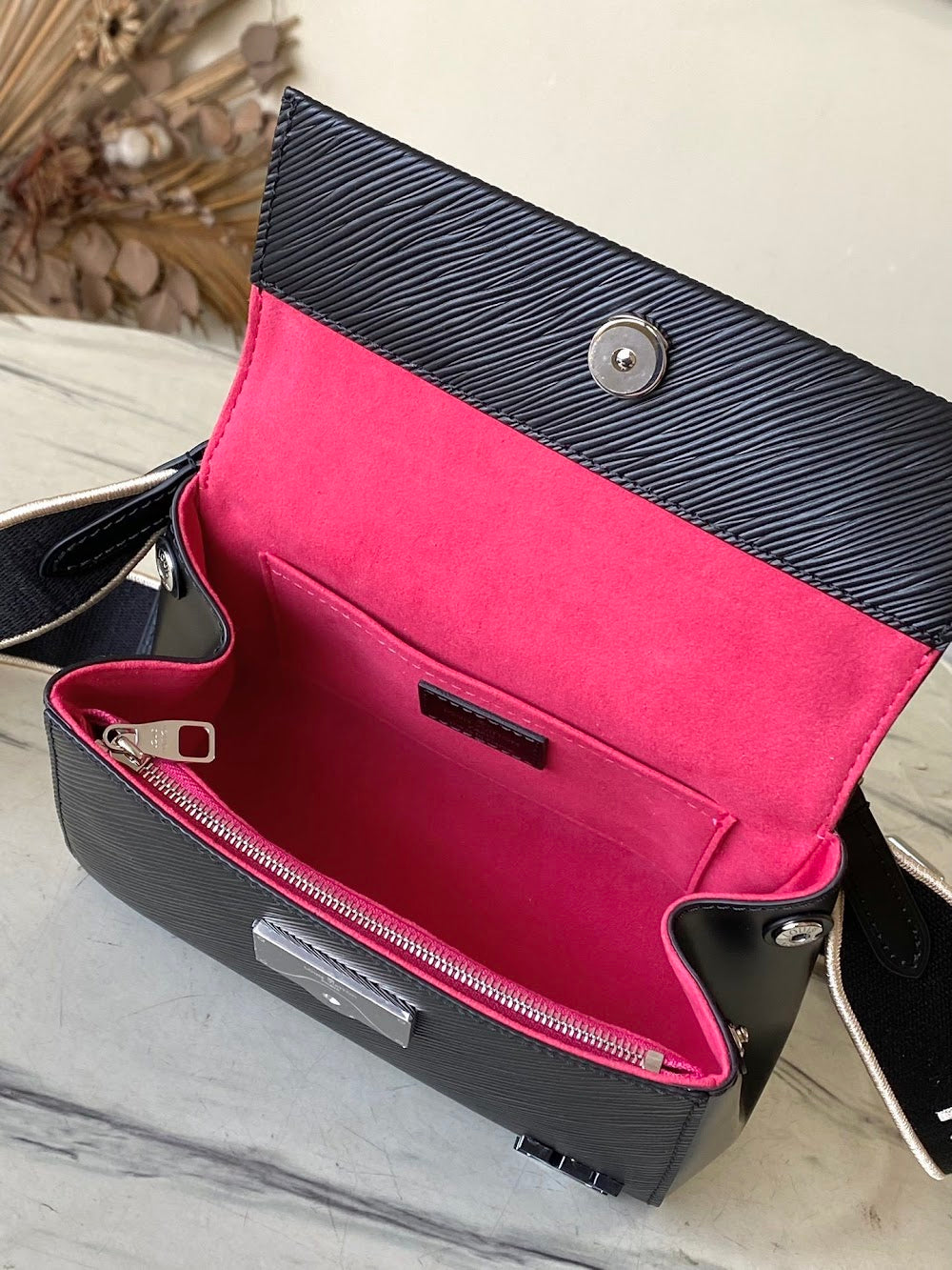 Dragons Bags ln Luxury Bag --95789