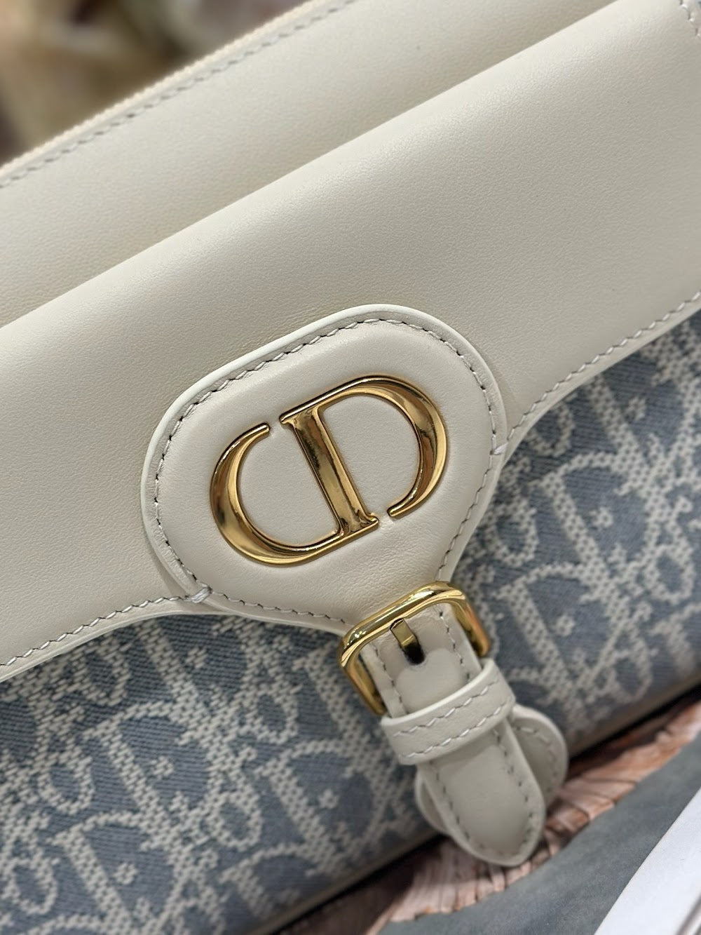 Dragons BagsDiorn Luxury Bag --115680