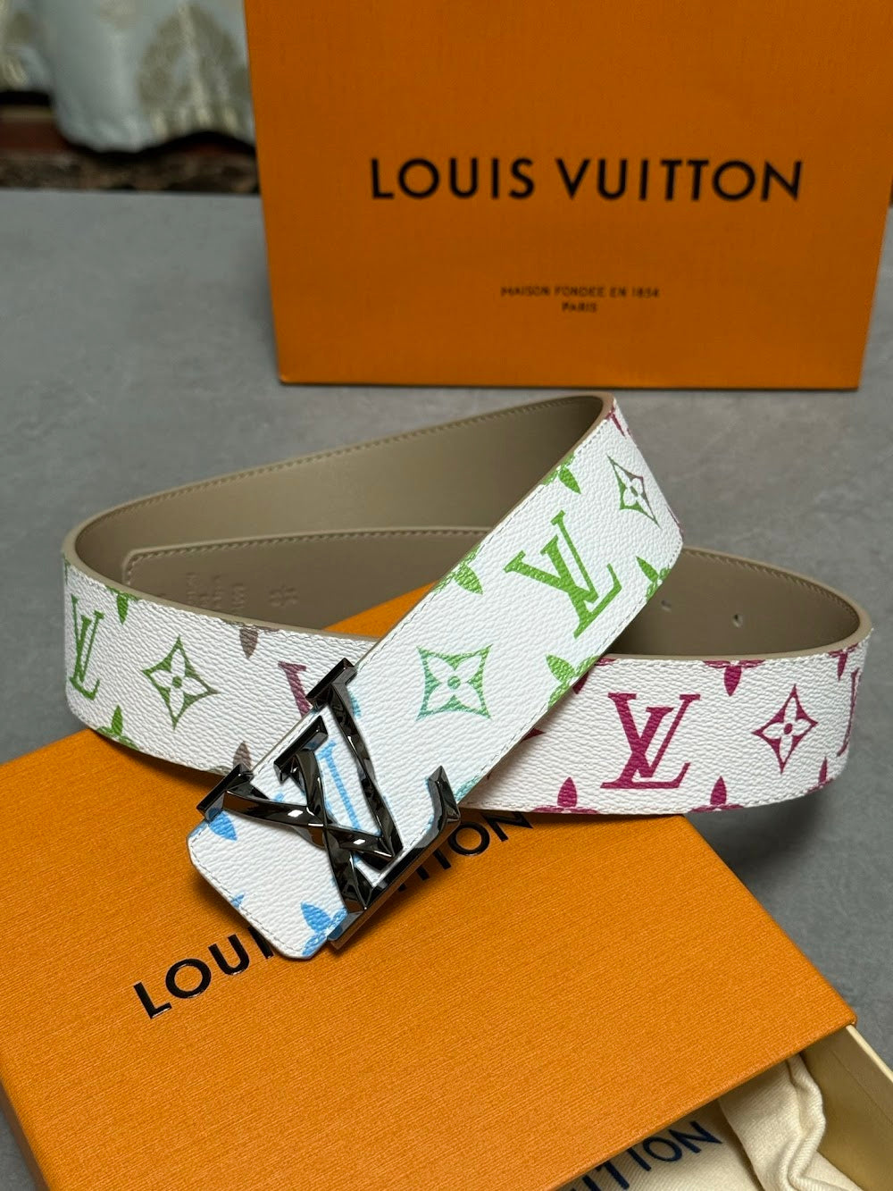 Dragons Bags ln Luxury Belt --109551