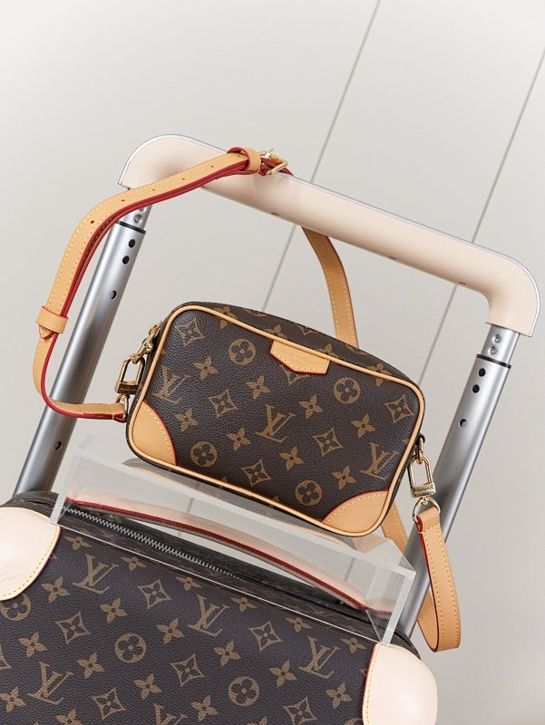 Dragons Bags ln Luxury Bag --81757