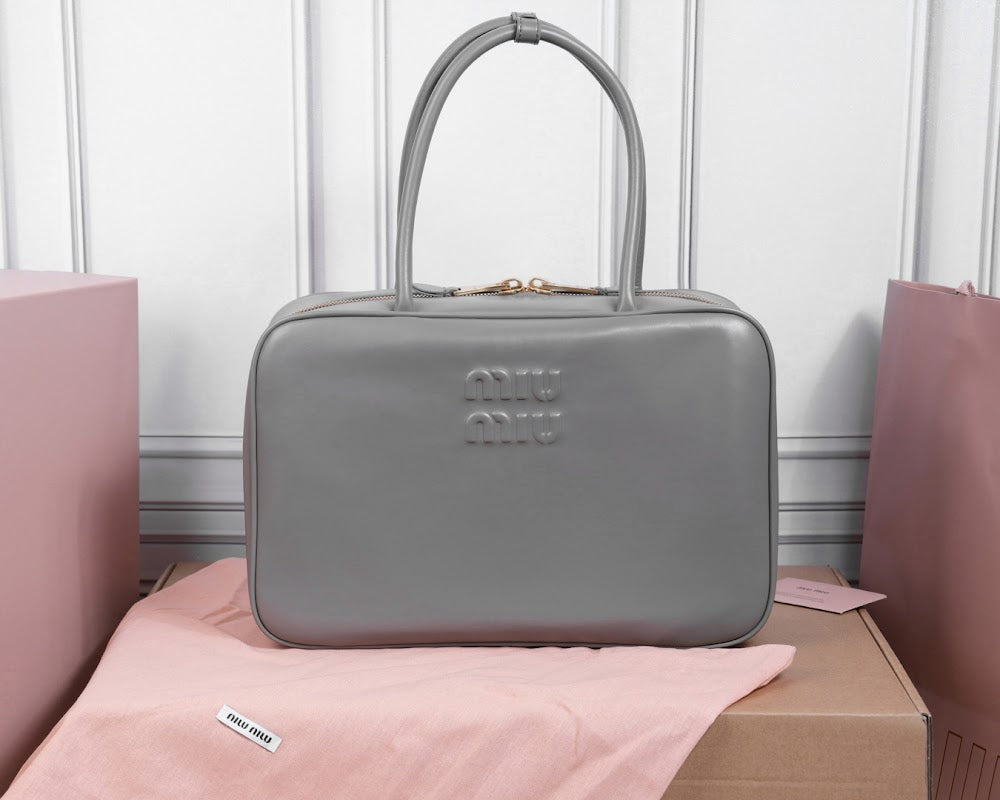 Dragons Bags Miun Miun Luxury Bag --123356