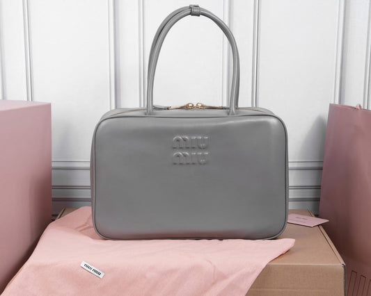 Dragons Bags Miun Miun Luxury Bag --123356