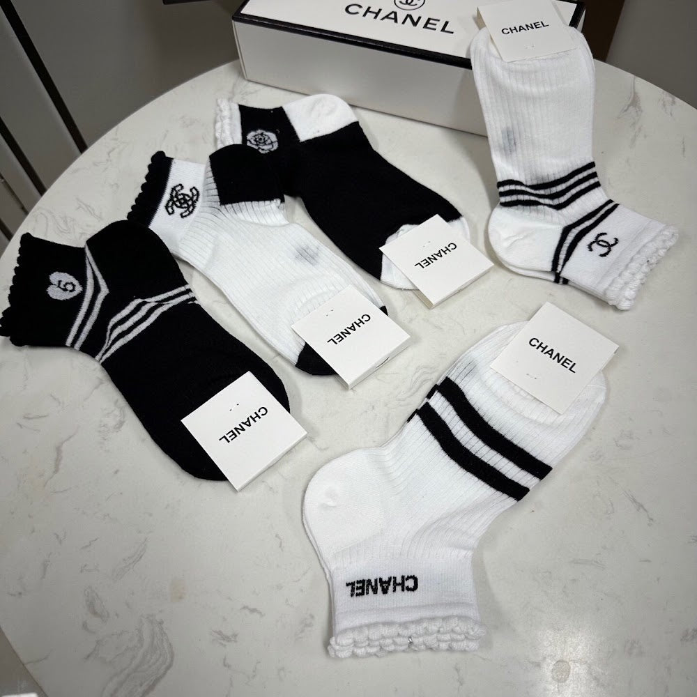 Dragons Bags Premium Luxury Socks --98314