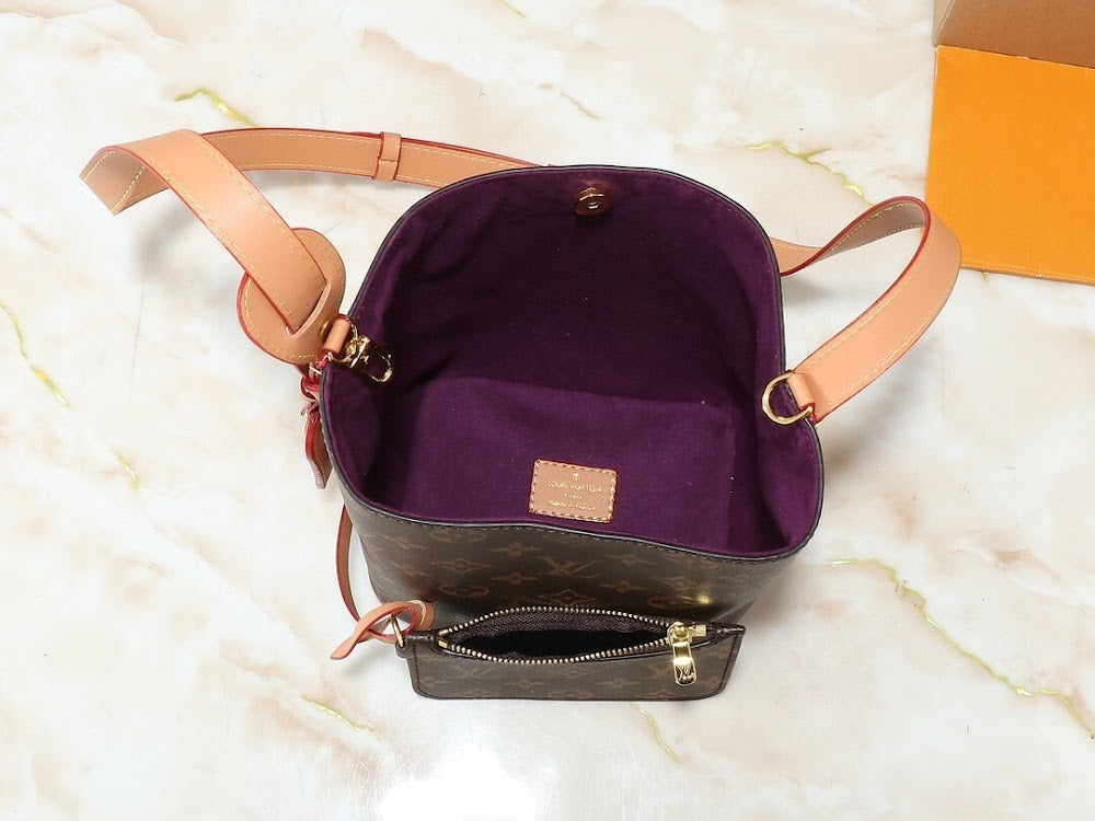 Dragons Bags ln Luxury Bag --76611