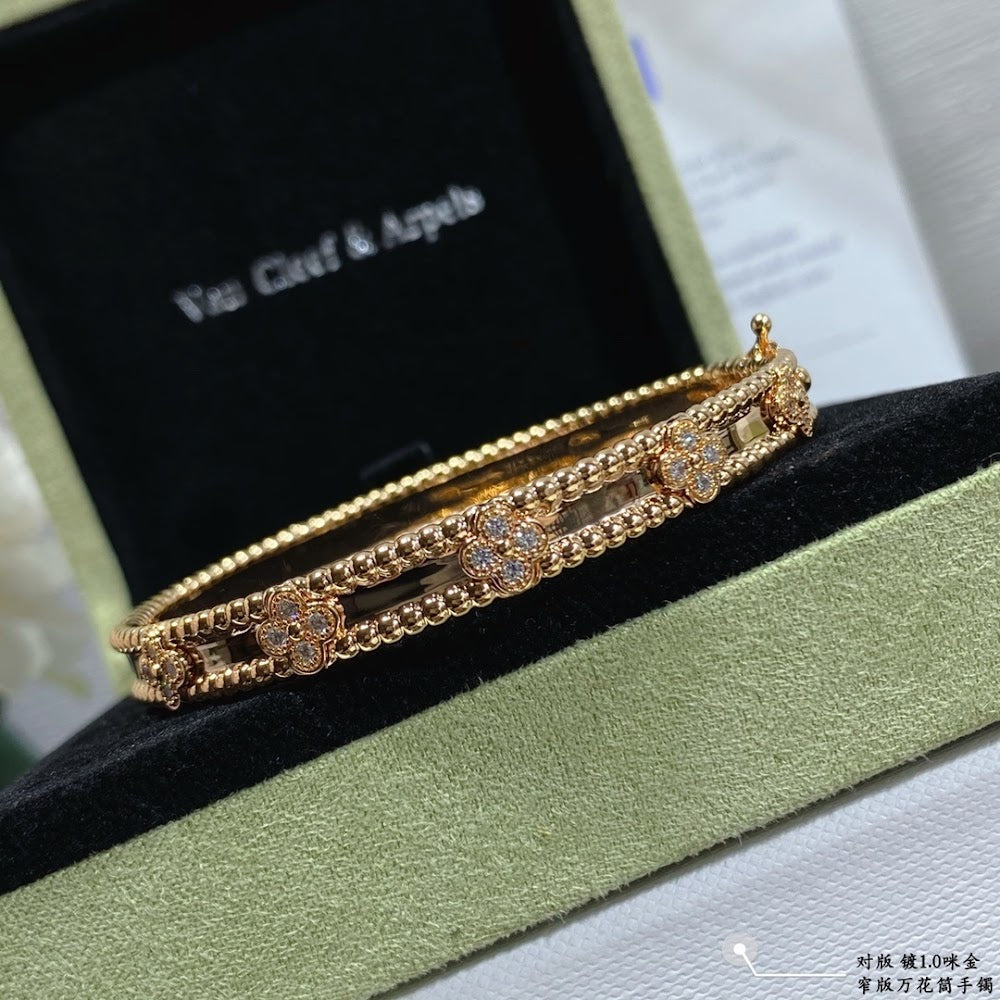 Dragons Bags VCA Luxury Jewelry --51656
