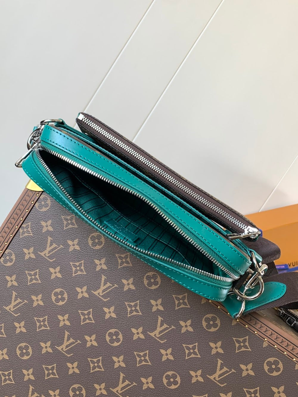 Dragons Bags ln Luxury Bag --71606
