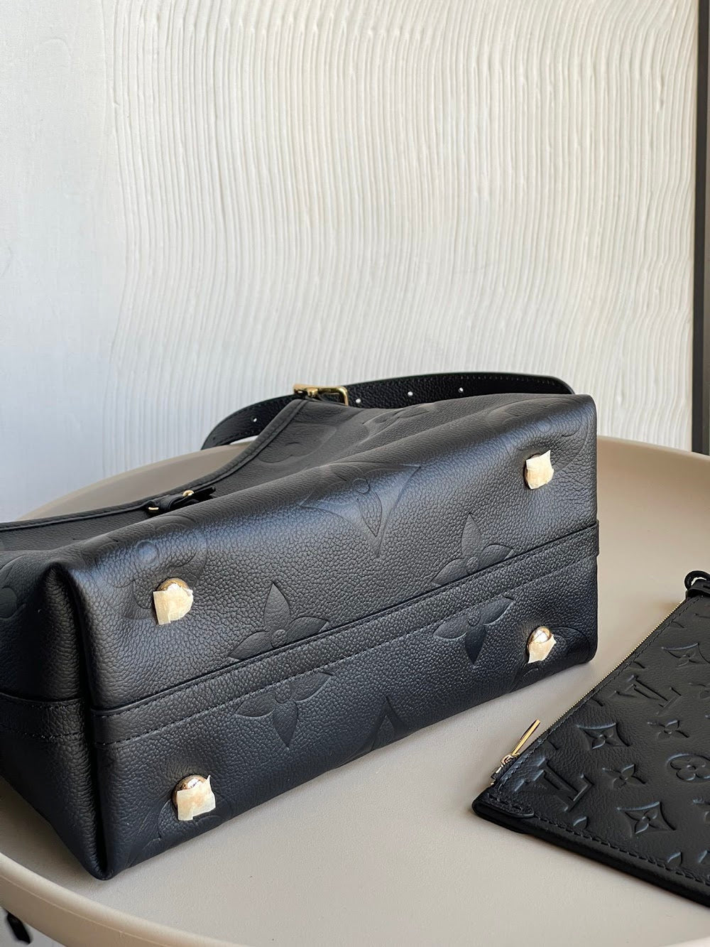Dragons Bags ln Luxury Bag --97202