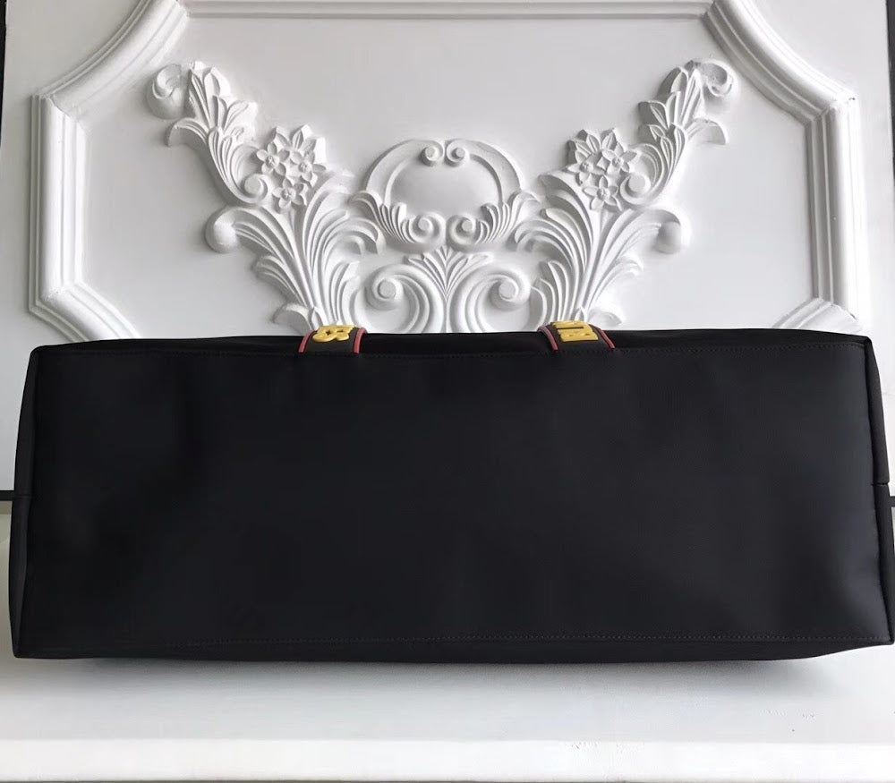 new-luxury-designer-bags-nm15070