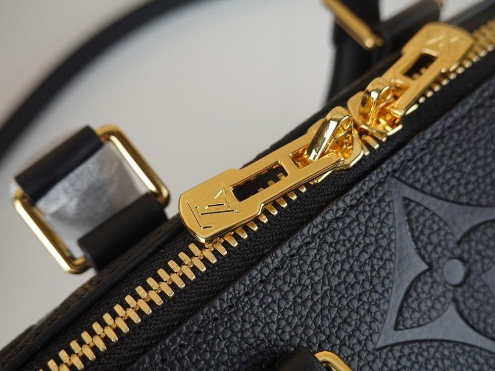 Dragons Bags ln Luxury Bag --66856