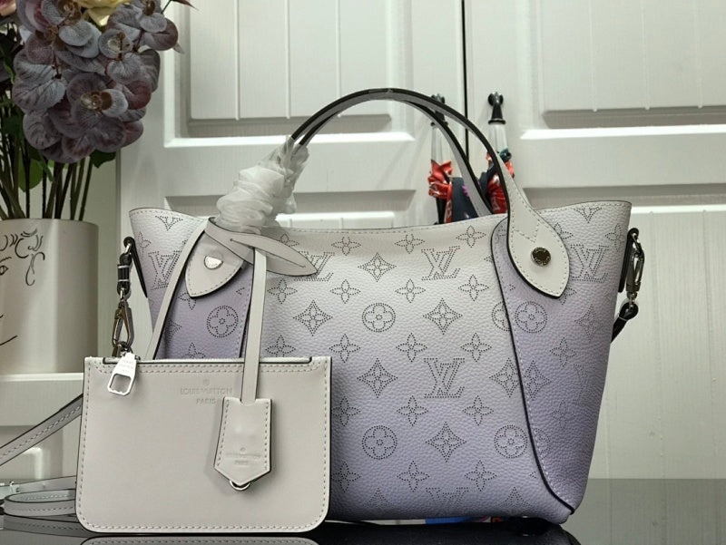 Dragons Bags ln Luxury Bag --66220