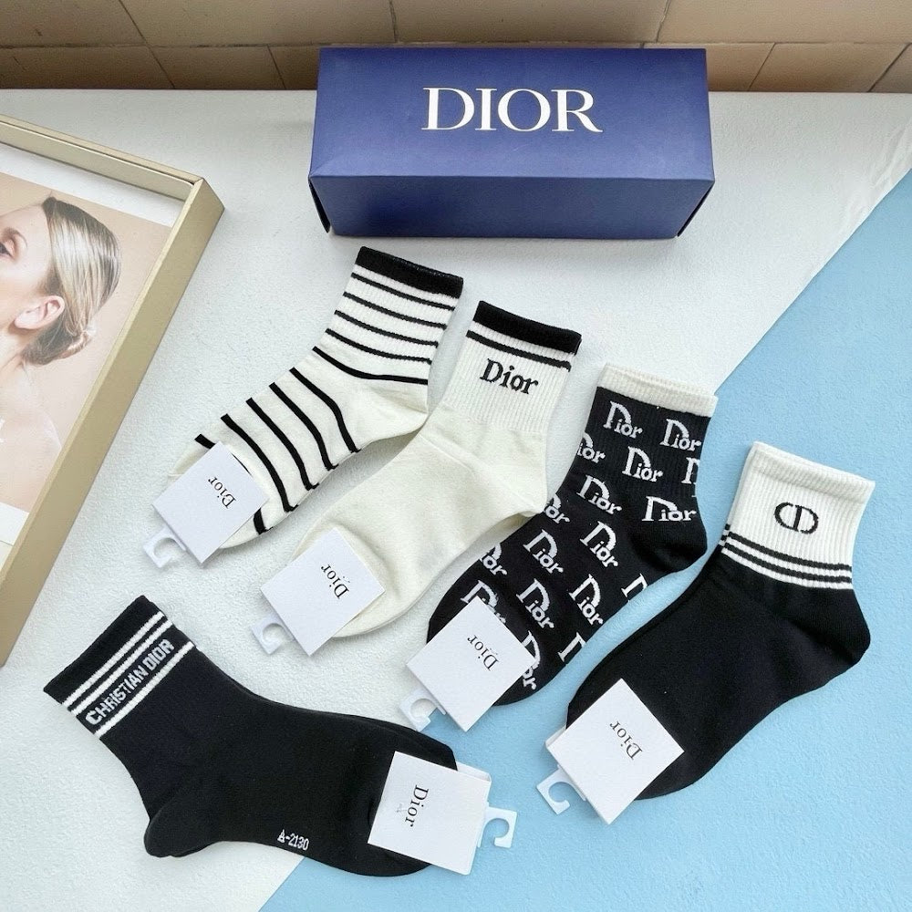 Dragons Bags Premium Luxury Socks --97645