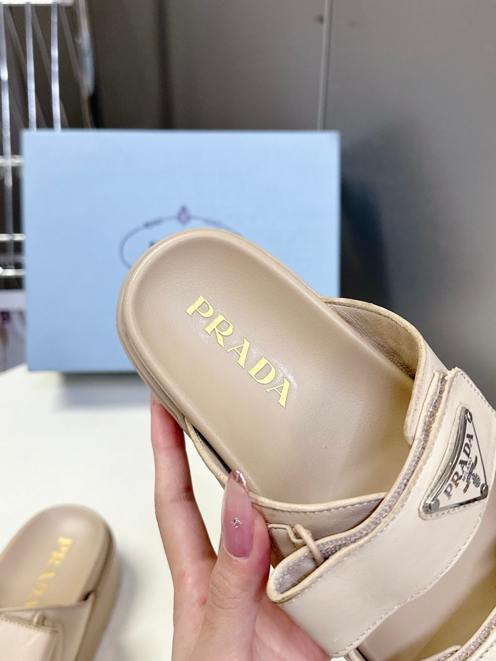 Dragons Bags Prada Luxury Heels --53312
