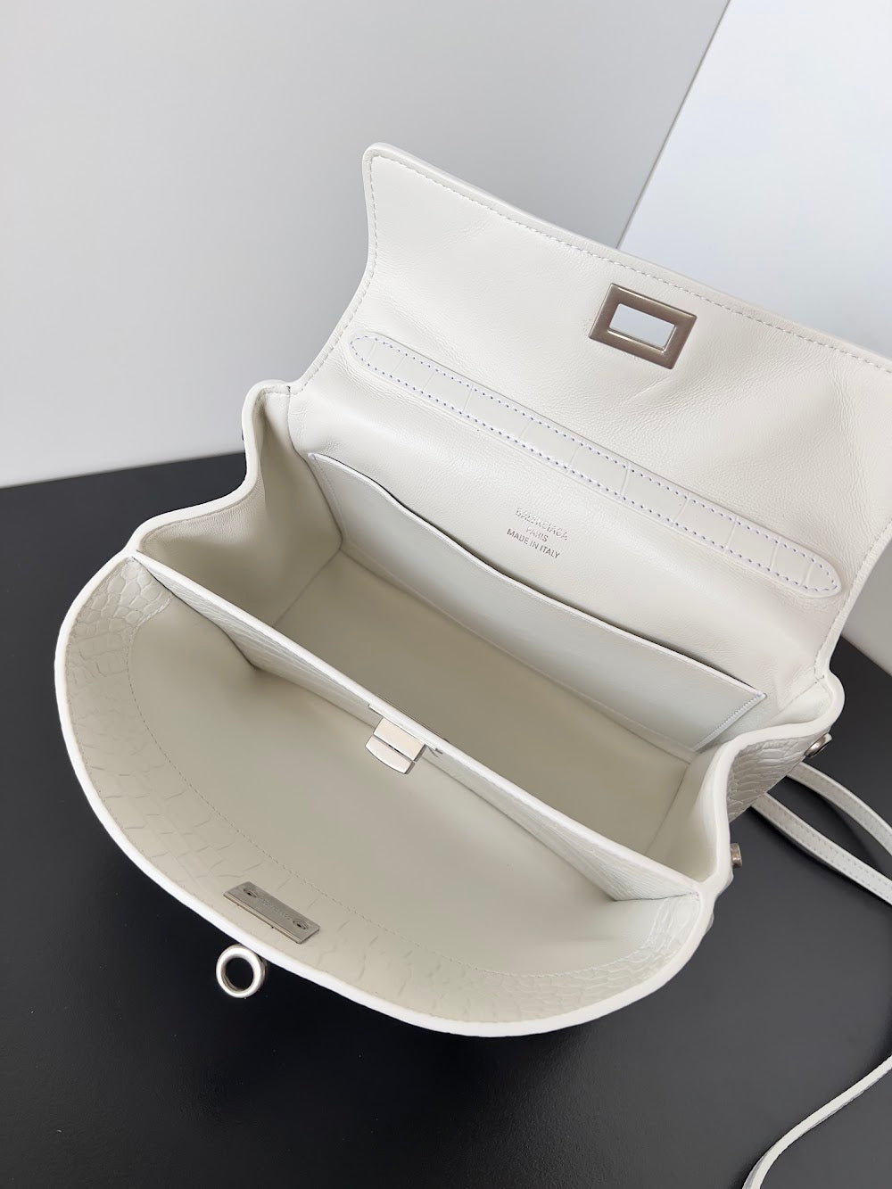 Dragons Bags Balenciaga Luxury Bag --111556