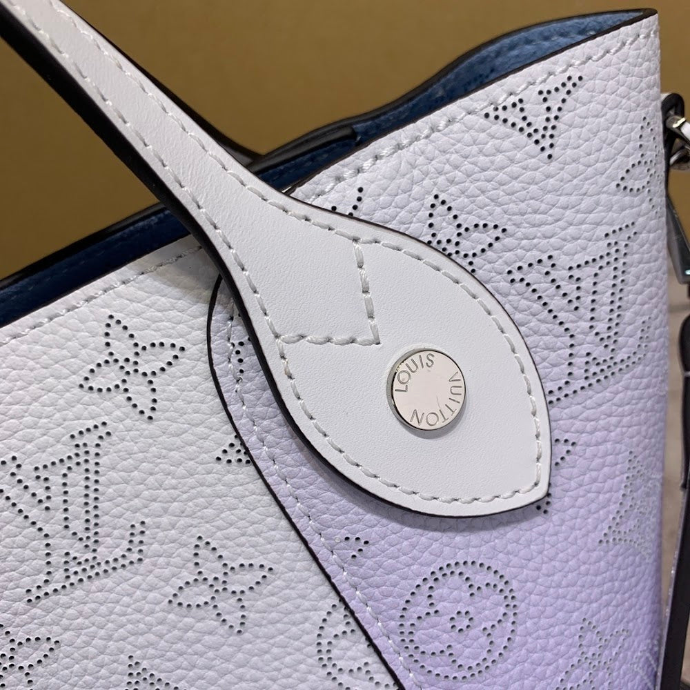 Dragons Bags ln Luxury Bag --66050
