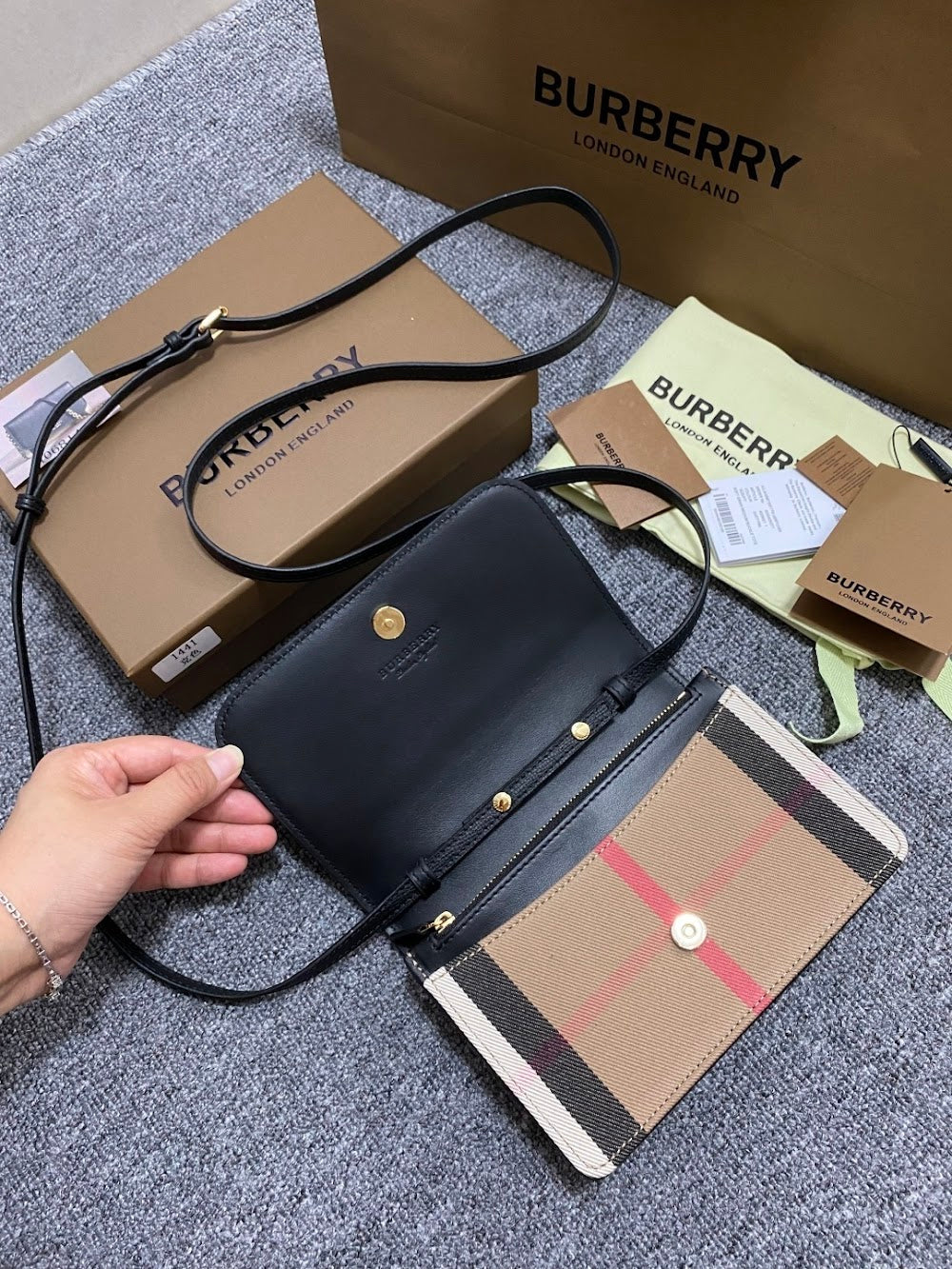Dragons Bags Burberryn Luxury Bag --92563
