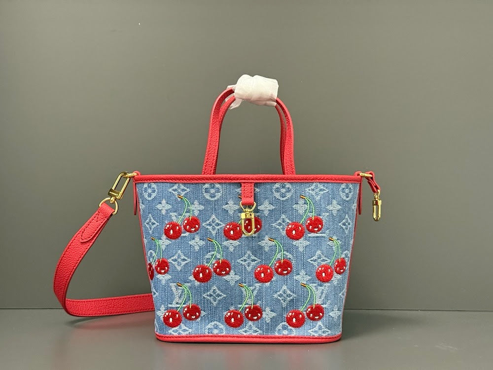 Dragons Bags ln Luxury Bag --96915