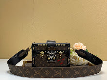 new-luxury-designer-bags-nm4978