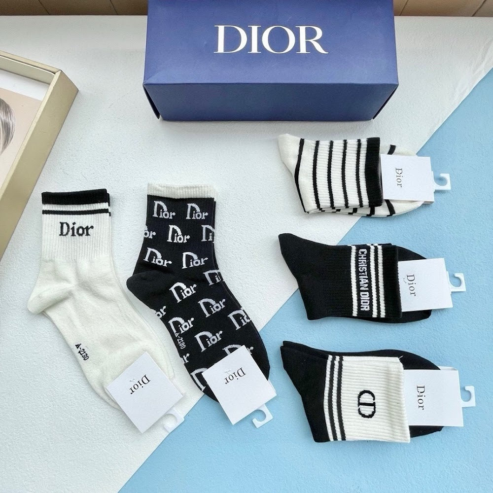 Dragons Bags Premium Luxury Socks --97645