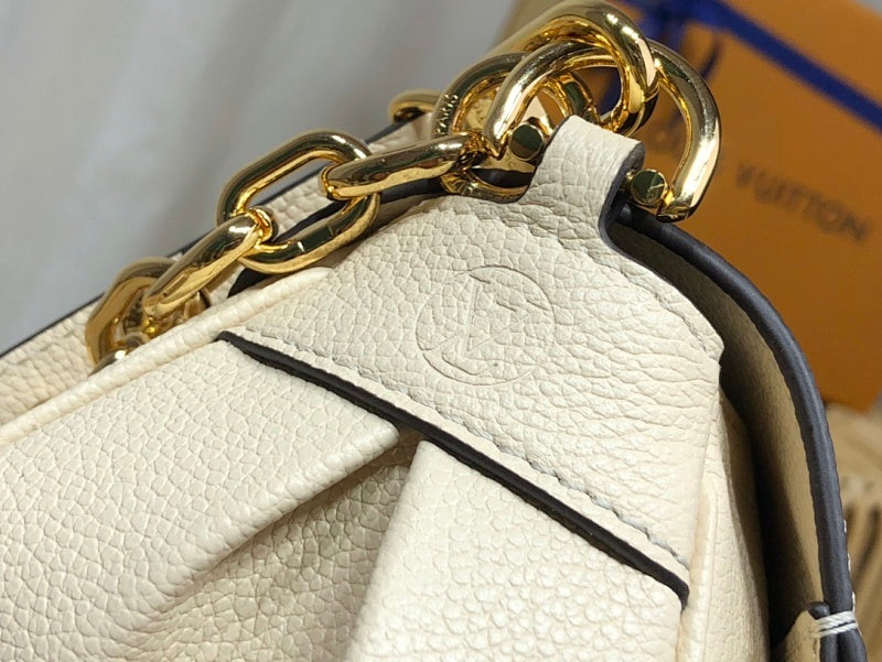 Dragons Bags ln Luxury Bag --60089