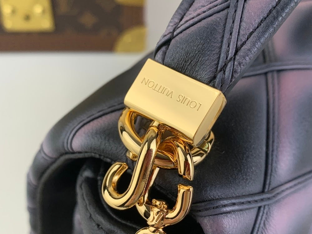 Dragons Bags ln Luxury Bag --68608