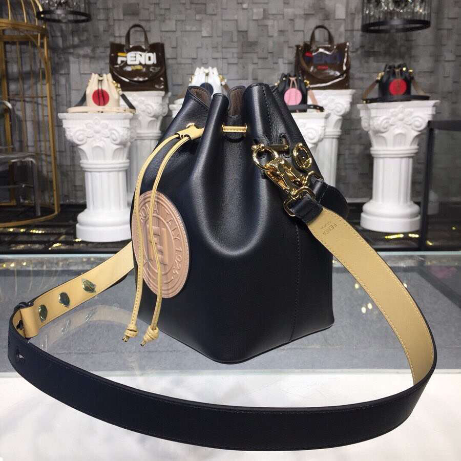 new-designer-premium-bags-nm15117