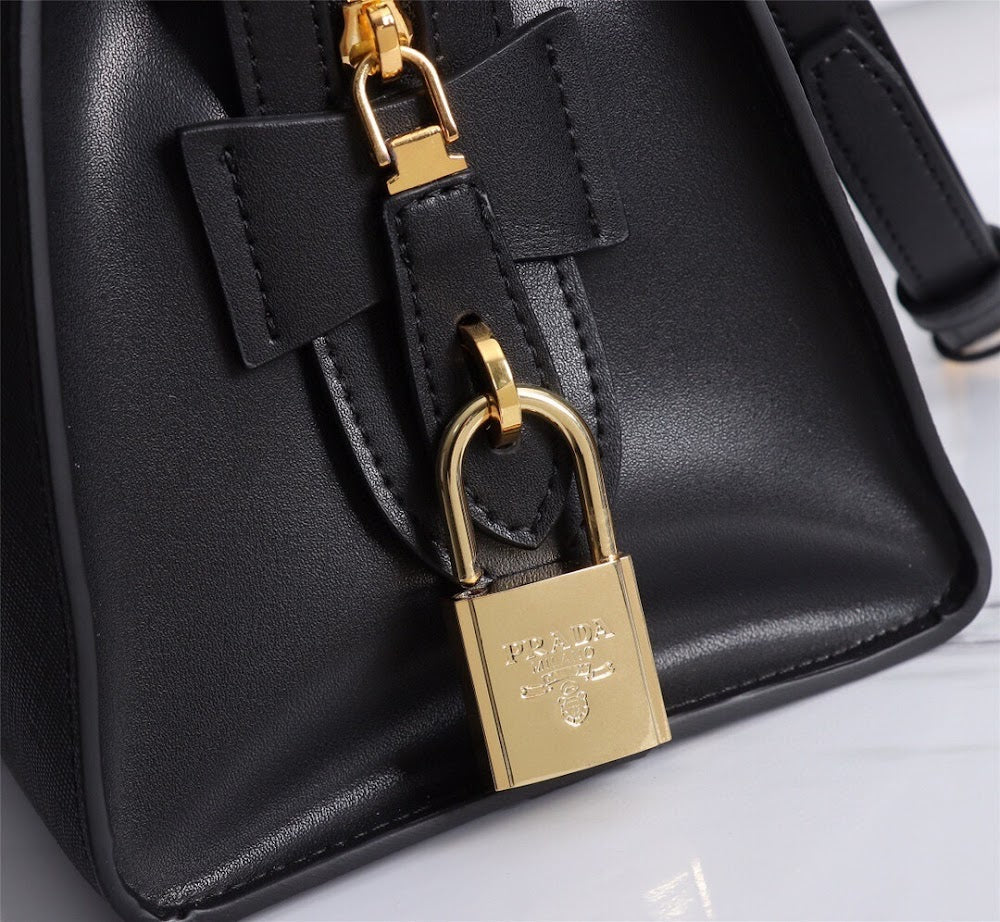 Dragons Bags Prada Luxury Bag --54005