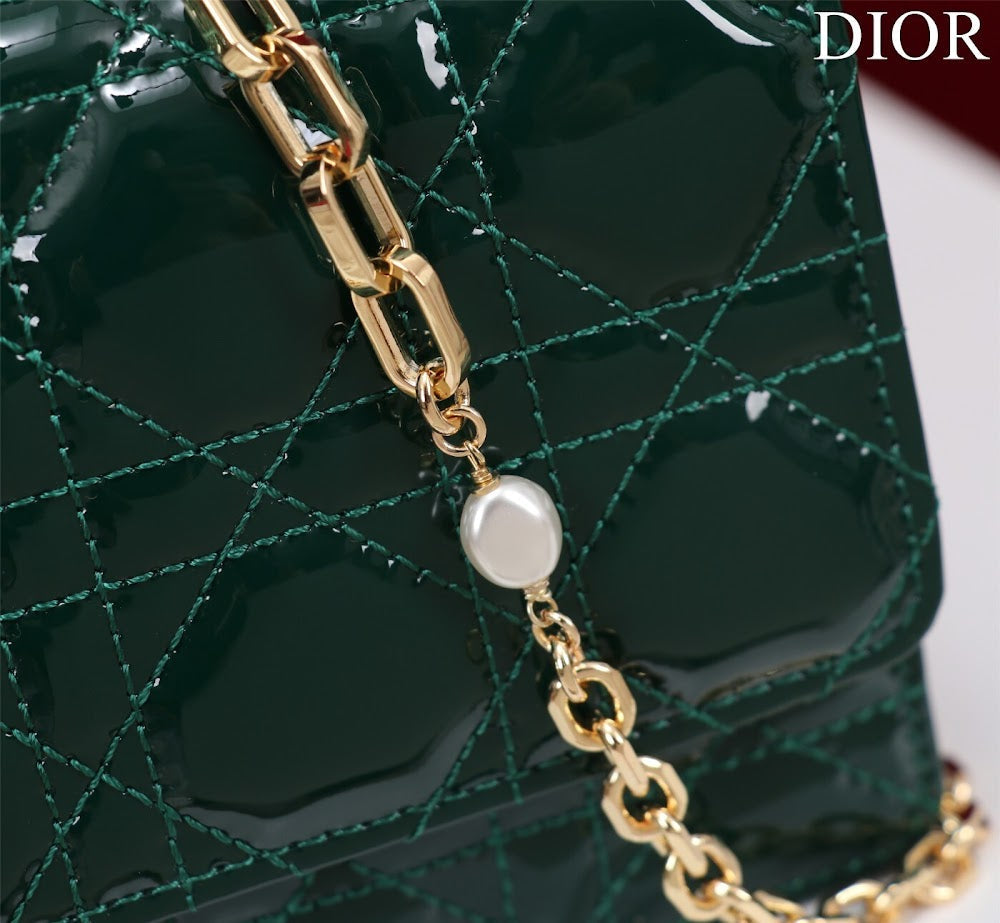 Dragons BagsDiorn Luxury Bag --116237