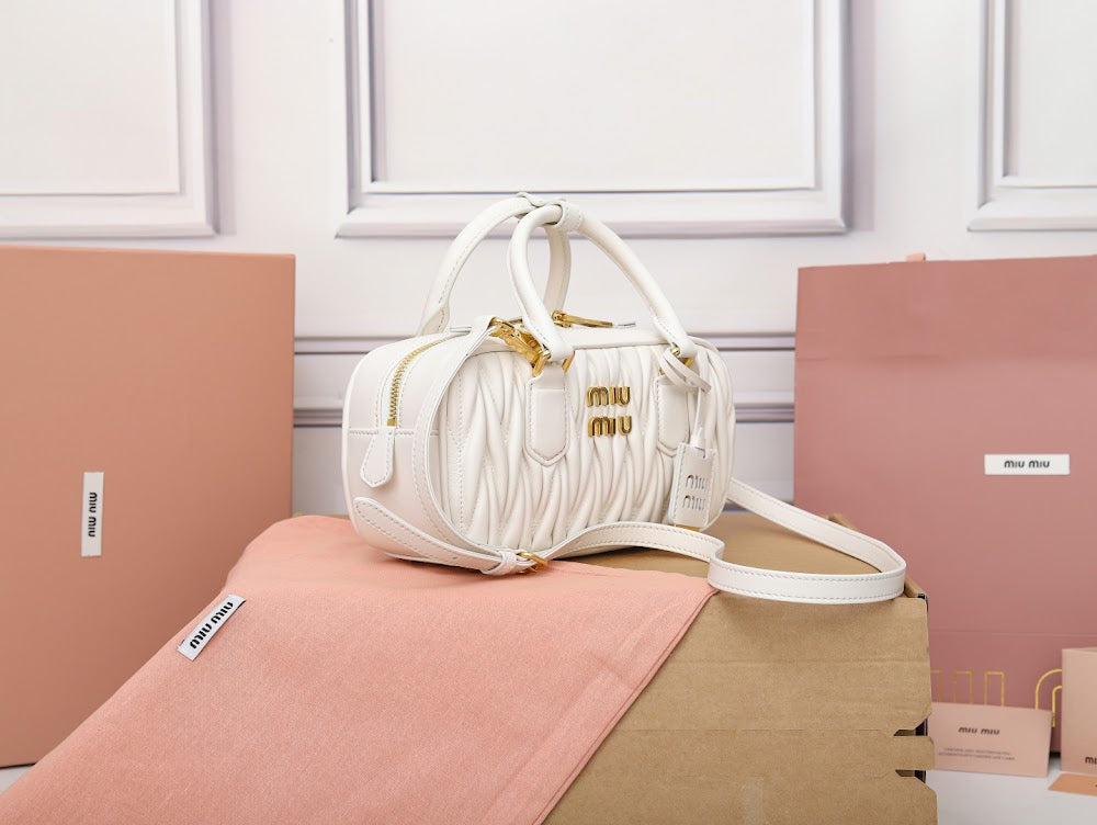 Dragons Bags Miun Miun Luxury Bag --122500