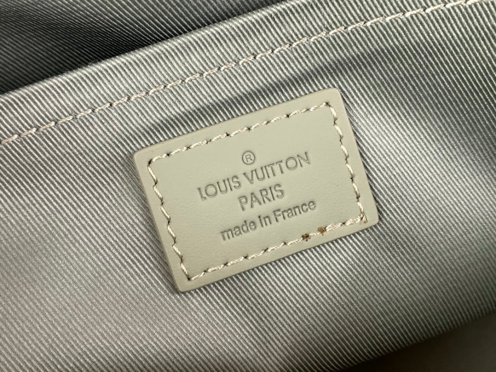 Dragons Bags ln Luxury Bag --61710