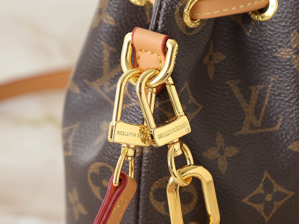 Dragons Bags ln Luxury Bag --81844