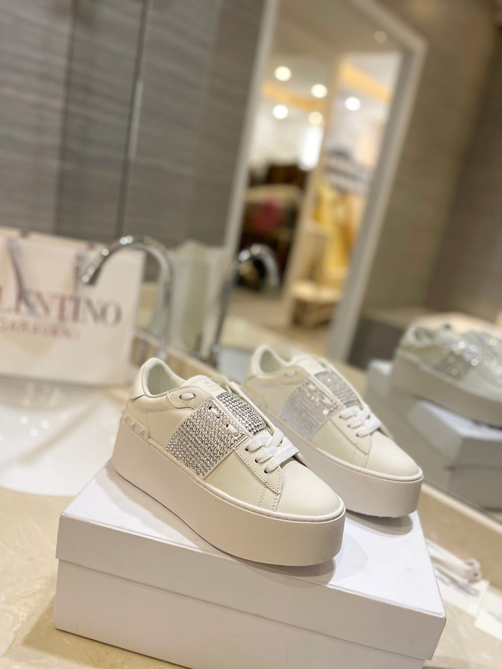 Dragons Bags Valentino Luxury Shoes --52672