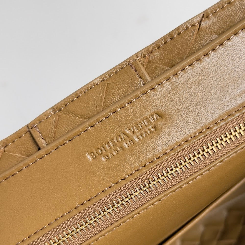 new-designer-premium-bags-nm10708