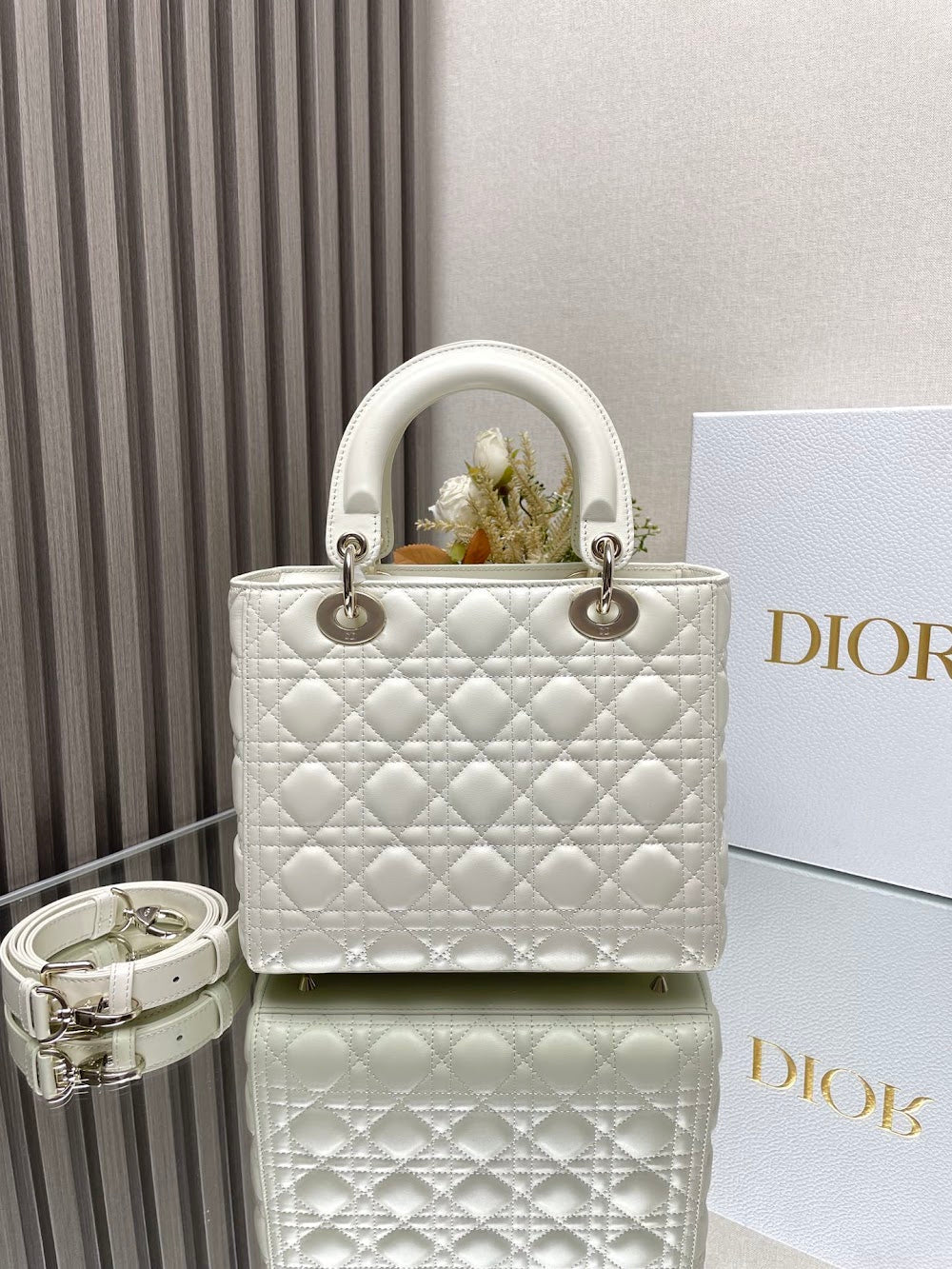 Dragons BagsDiorn Luxury Bag --116023
