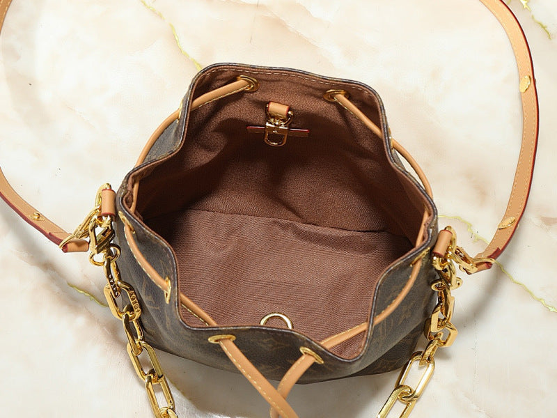 Dragons Bags ln Luxury Bag --81844