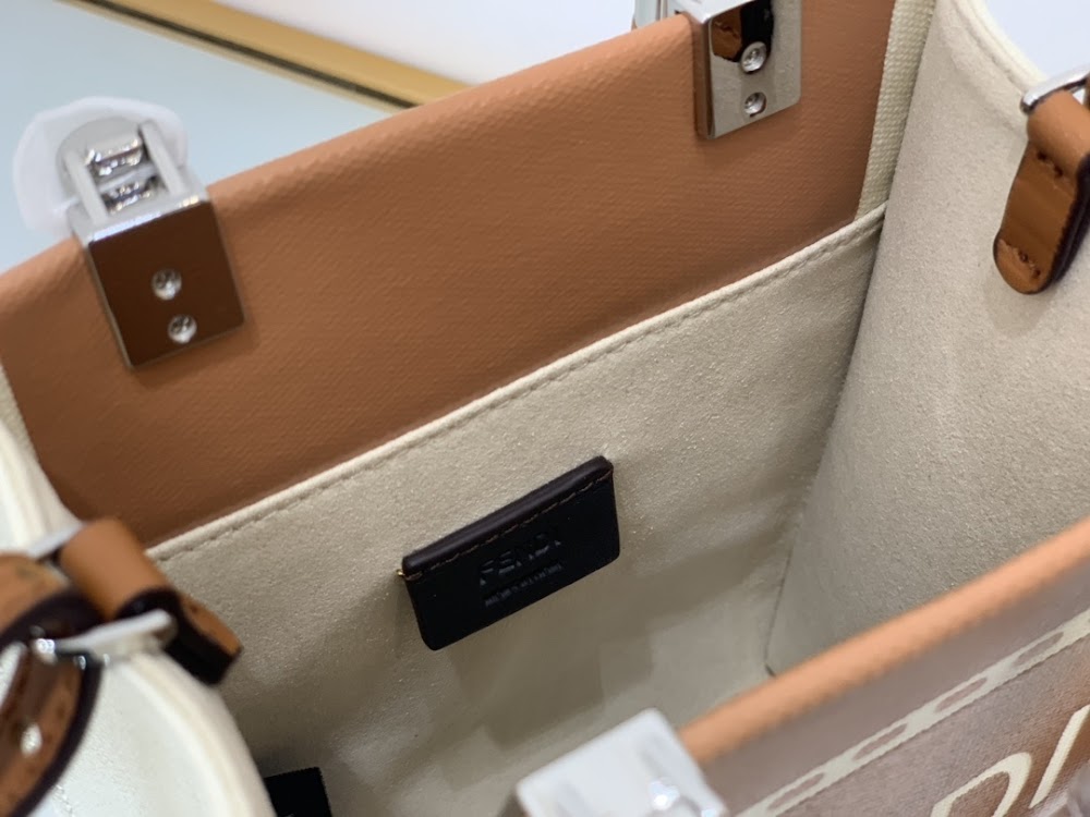new-luxury-designer-bags-nm15397