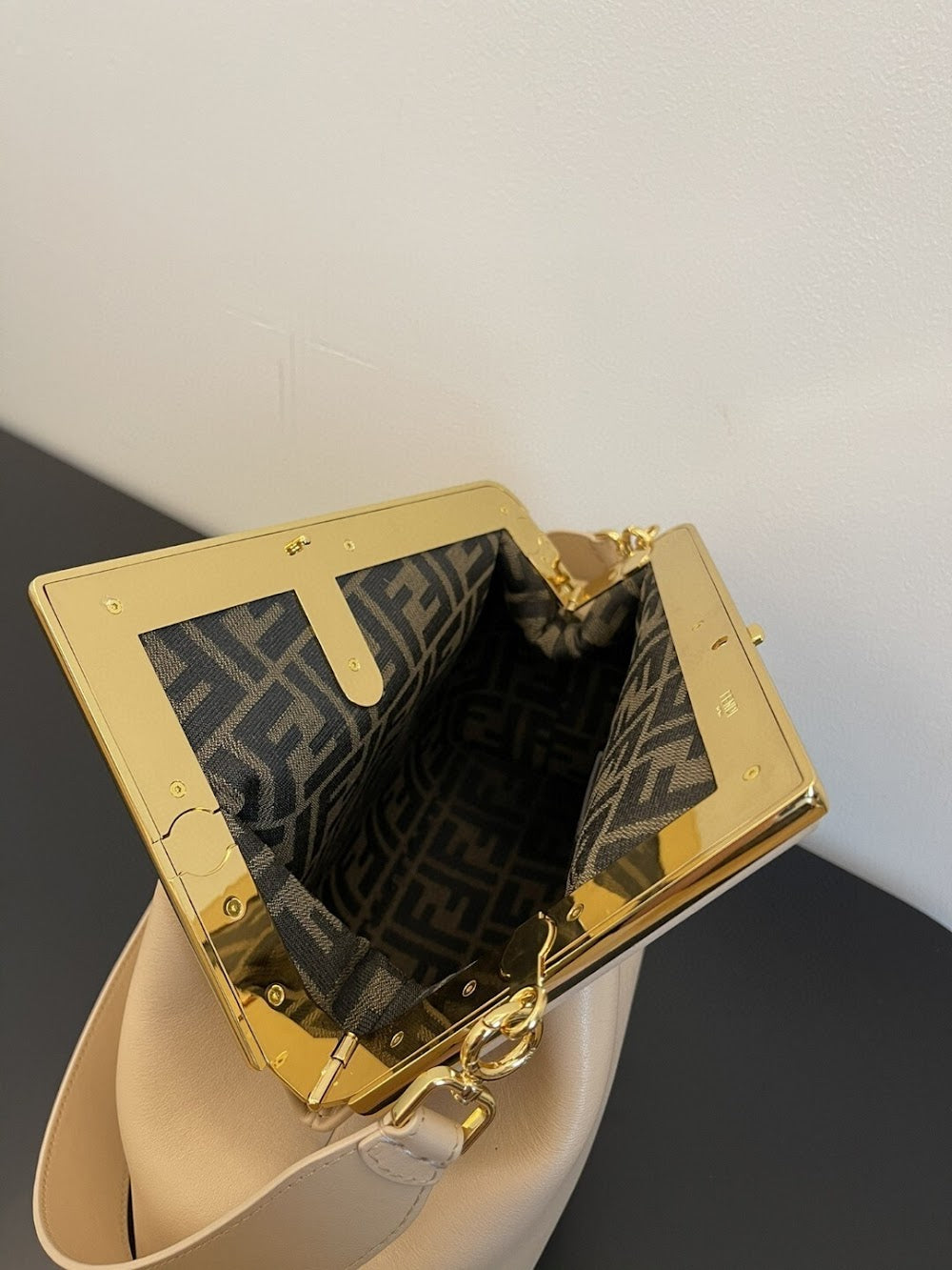 new-designer-premium-bags-nm15249