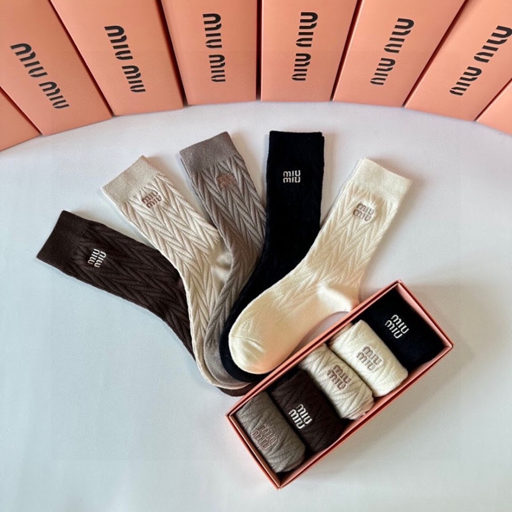 Dragons Bags Premium Luxury Socks --98016