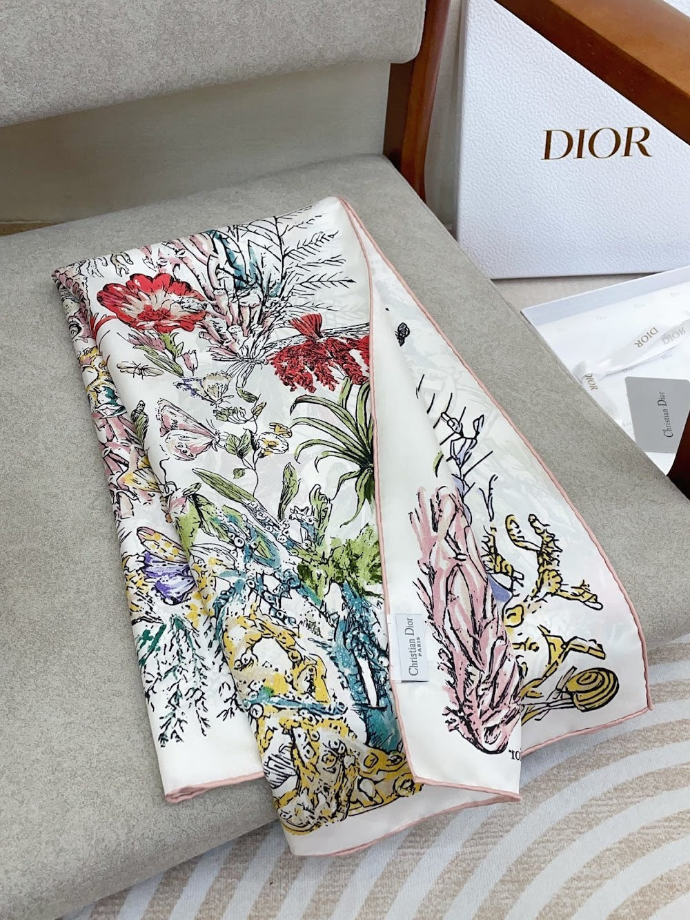 Dragons Bags Premium Designer Scarf --98854