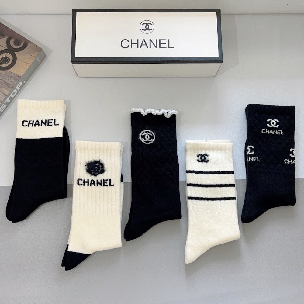 Dragons Bags Premium Luxury Socks --97717