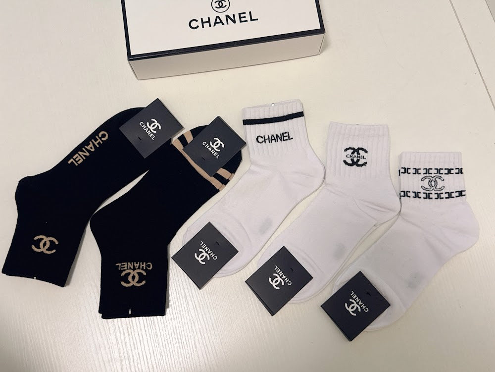 Dragons Bags Premium Luxury Socks --98638