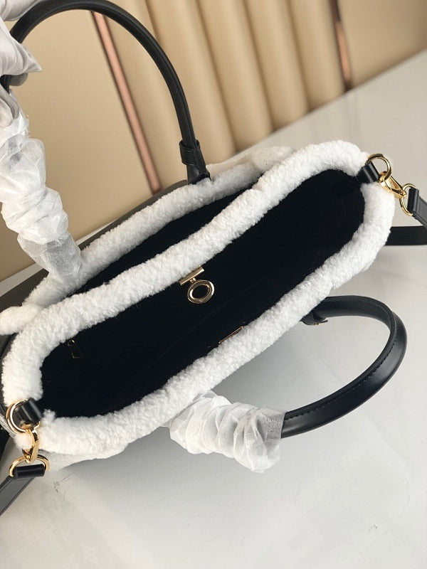 Dragons Bags ln Luxury Bag --60658