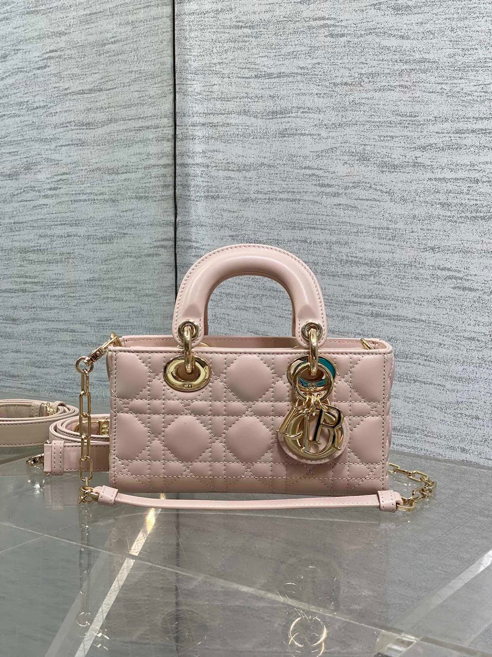 Dragons BagsDiorn Luxury Bag --116192