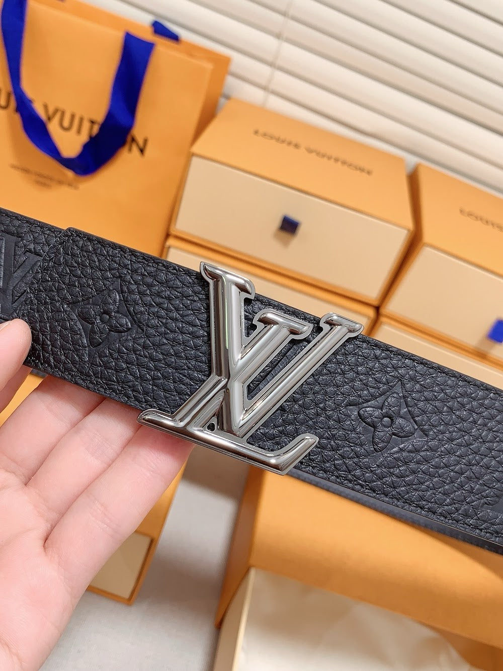 Dragons Bags ln Luxury Belt --100325