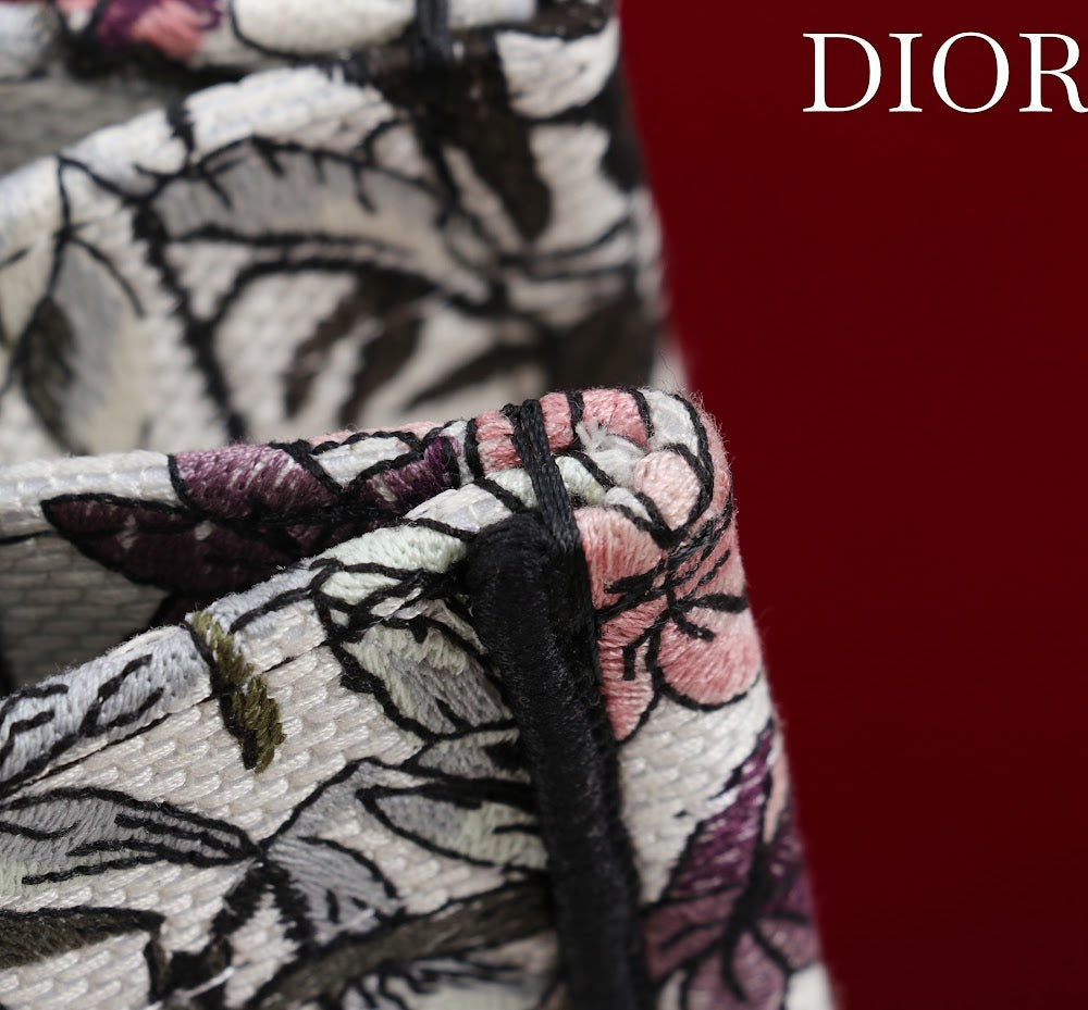 Dragons BagsDiorn Luxury Bag --116156